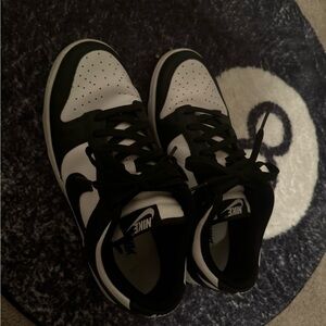 Panda Dunks Size 9